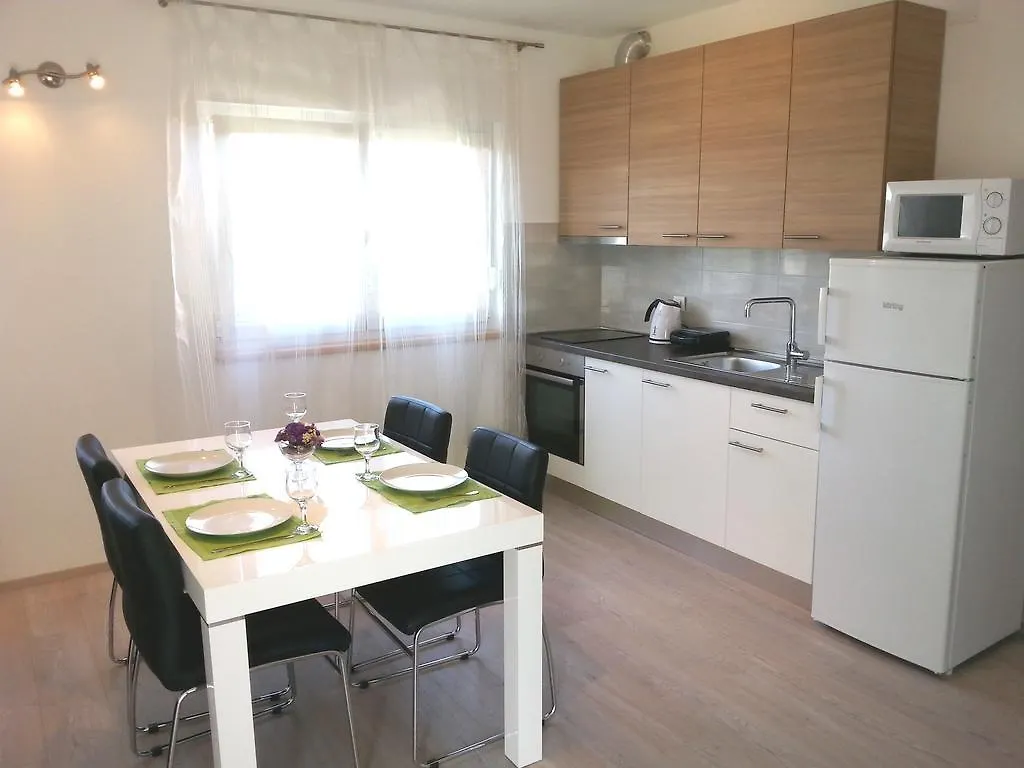 Apartments Levanat Zadar 0*,